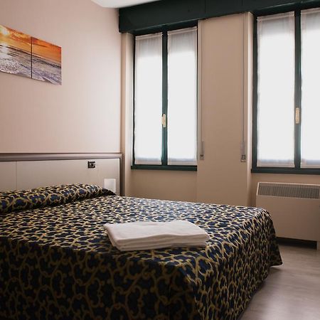 Locanda San Fiorenzo Fiorenzuola dʼArda Exteriör bild