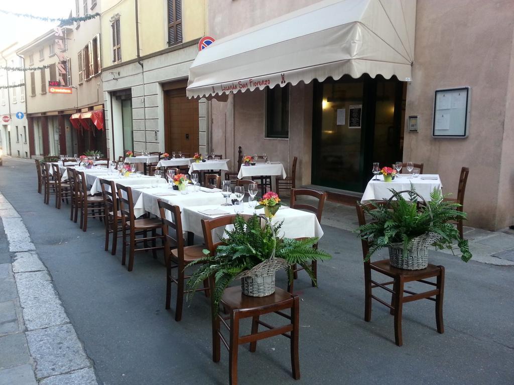 Locanda San Fiorenzo Fiorenzuola dʼArda Exteriör bild